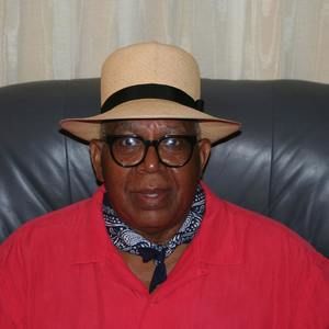 Meet your Posher, Leo